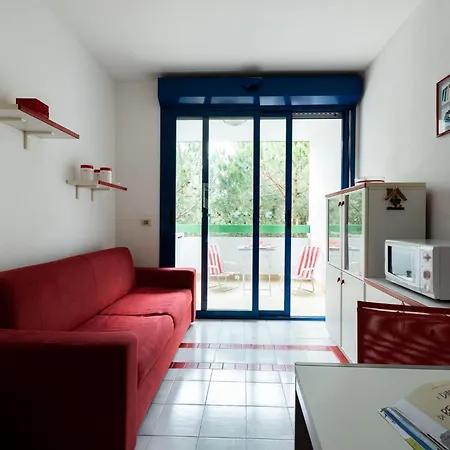 Cozy Flat With Stunning Terrace In Bibione
